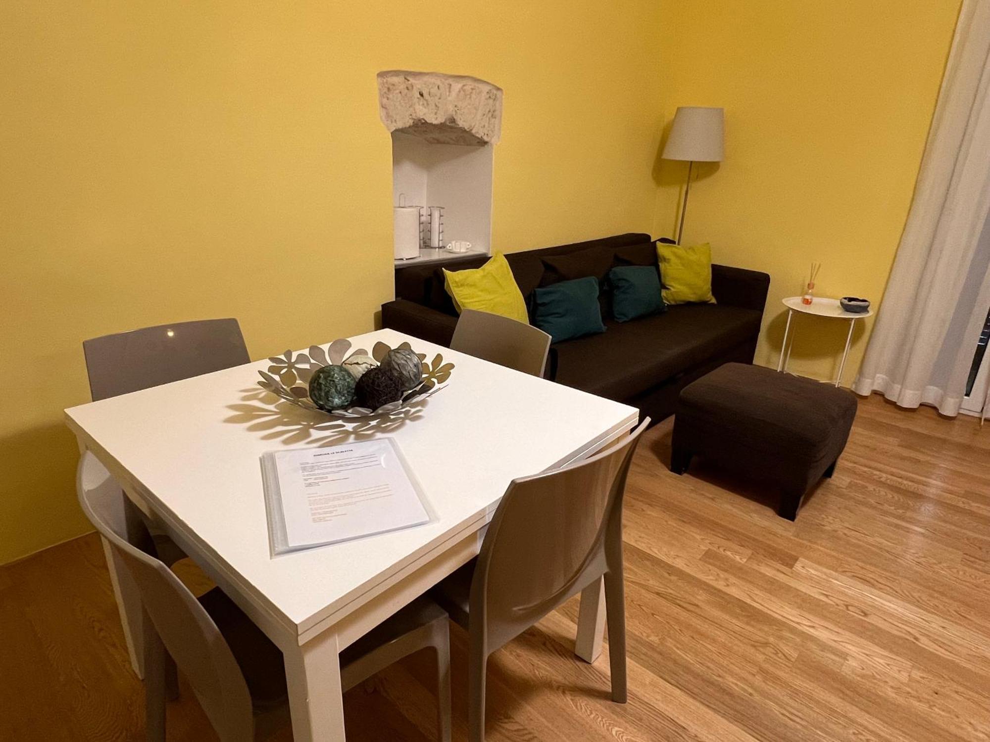 Dimora Le Scalette Apartment Bari Exterior foto